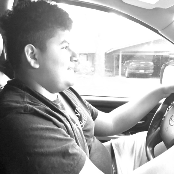 Meet your Posher, Emma - Picture 1 of 8